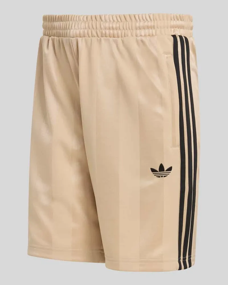adidas Regular Fit Trainingsshorts mit Logo-Stitching Beige