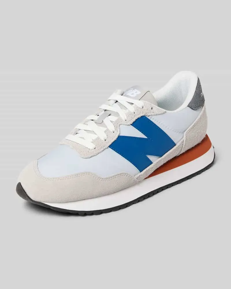 New Balance Sneaker mit Logo-Detail Hellgrau