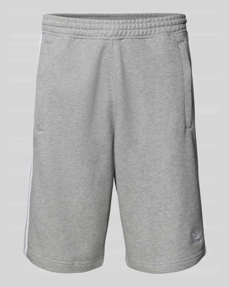 adidas Regular Fit Sweatshorts mit Label-Stitching Hellgrau