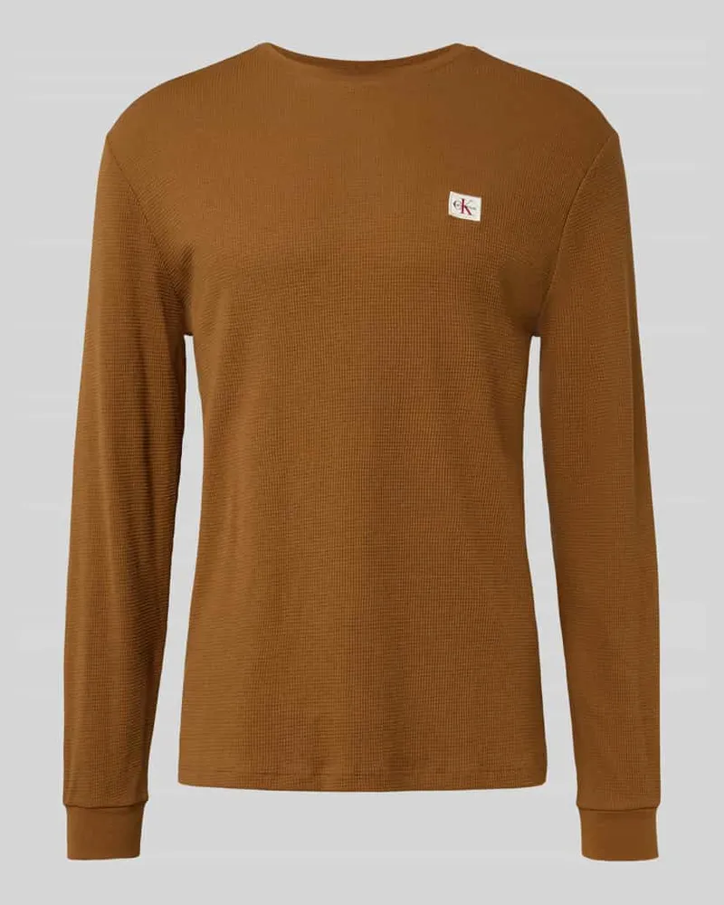 Calvin Klein Slim Fit Longsleeve mit Logo-Patch Modell 'Waffle Mittelbraun