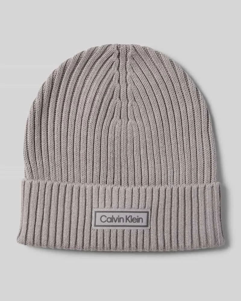 Calvin Klein Strickmütze mit Kaschmir-Anteil und Label-Patch Mittelgrau