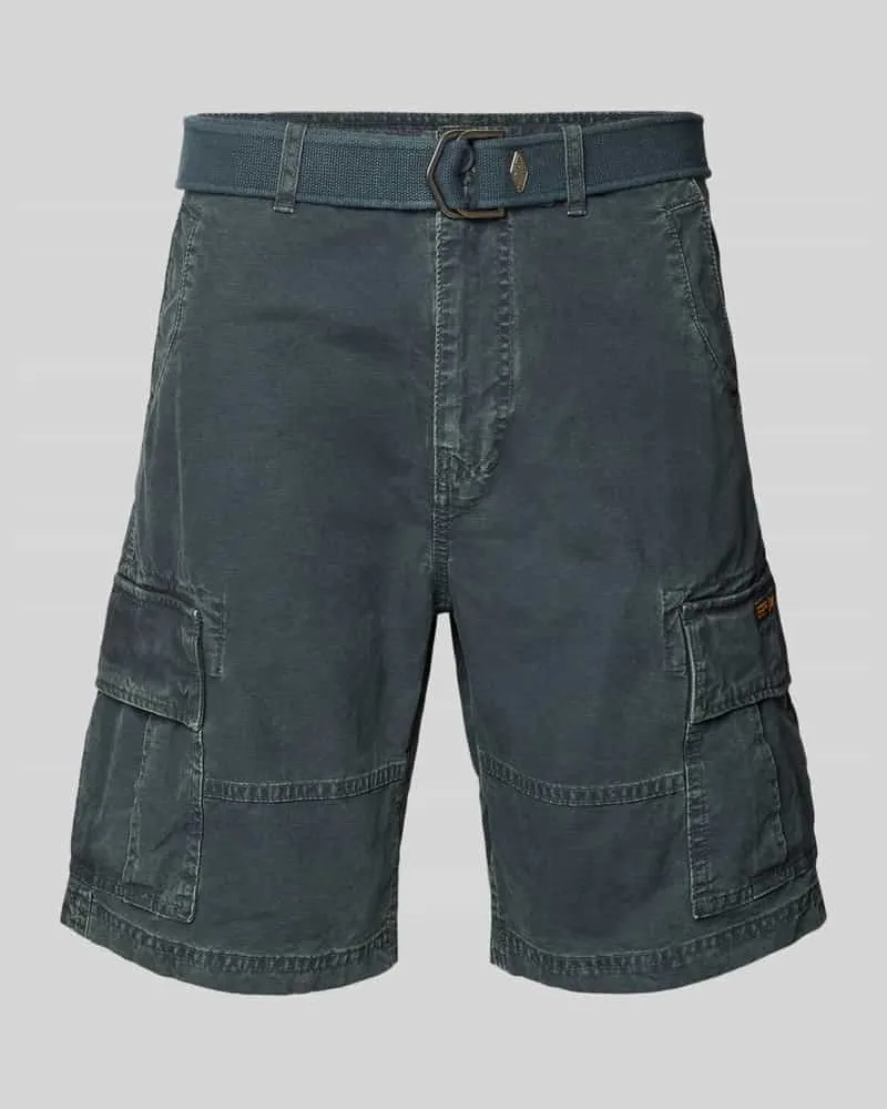 Superdry. Regular Fit Cargoshorts mit Gürtel Marine
