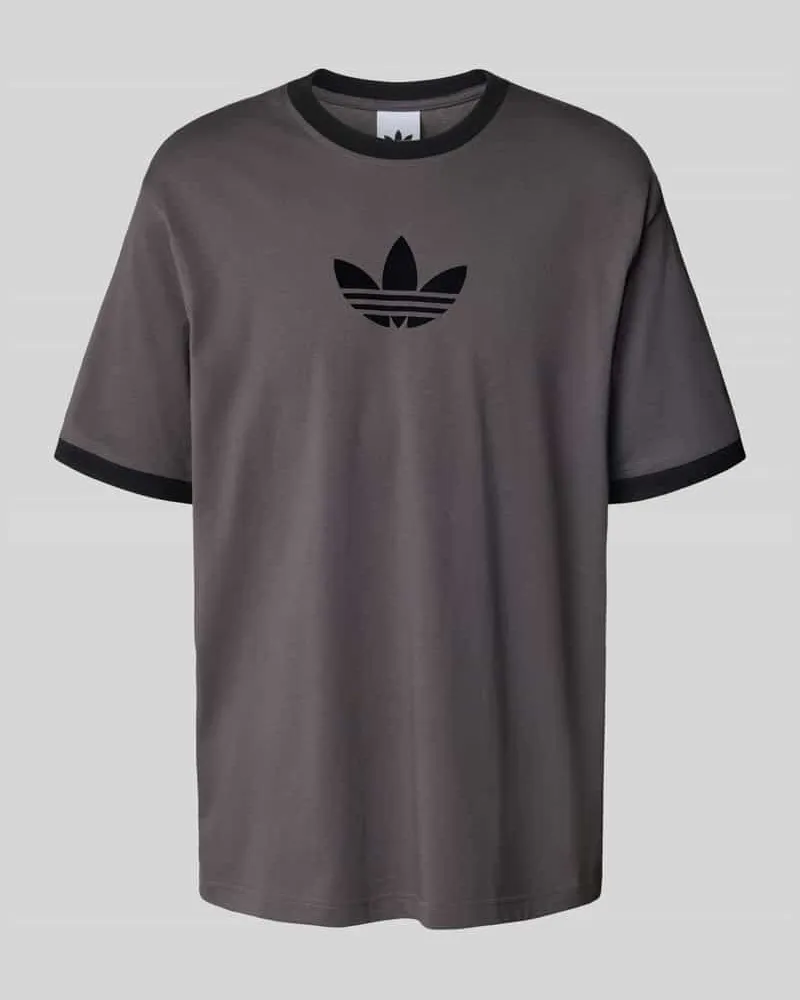 adidas Oversized T-Shirt mit gerippten Abschlüssen 
