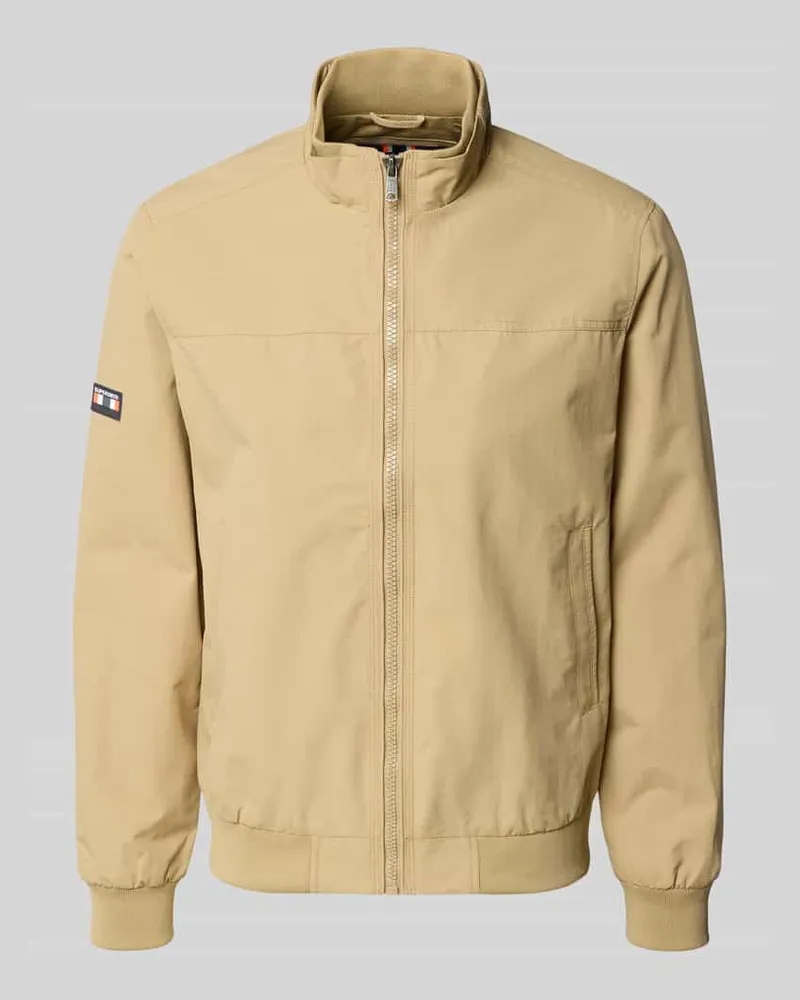 Superdry. Jacke mit Stehkragen und Eingrifftaschen Beige
