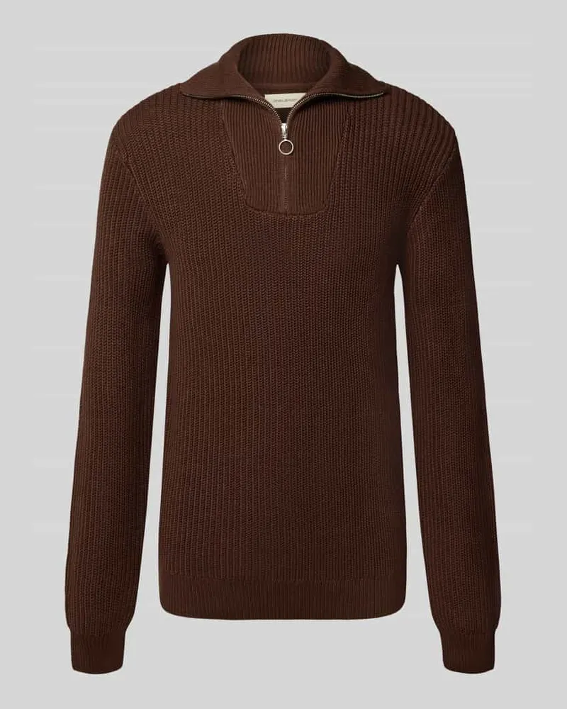 Blend Troyer mit Label-Detail Modell 'DENO 