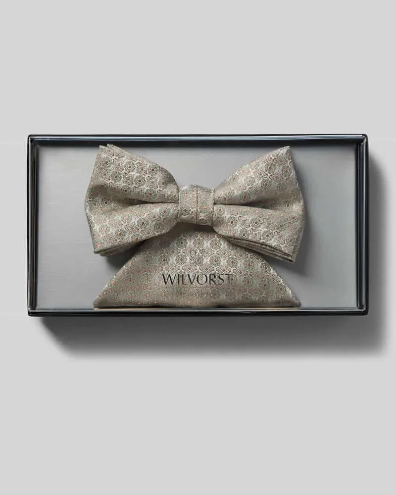 Wilvorst Fliege und Einstecktuch in Geschenk-Box Beige