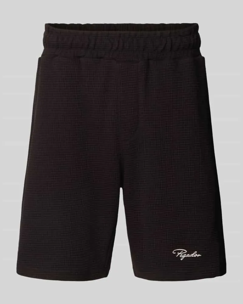 PEGADOR Regular Fit Sweatshorts mit Strukturmuster Modell 'Signar Black