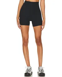 BEYOND YOGA BIKER-SHORTS KEEP PACE in Black Black