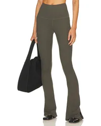 STRUT-THIS SCHLAGHOSE THE BEAU in Olive Olive