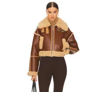 JACKE CROPPED FAUX SHEARLING in Brown