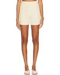 Callahan SHORTS IRIS in Cream Cream