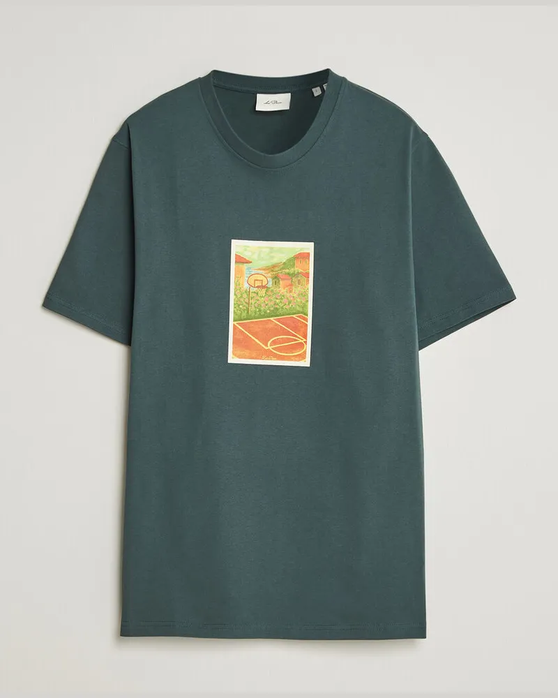 LES DEUX Court Printed T-Shirt Pine Green Grün