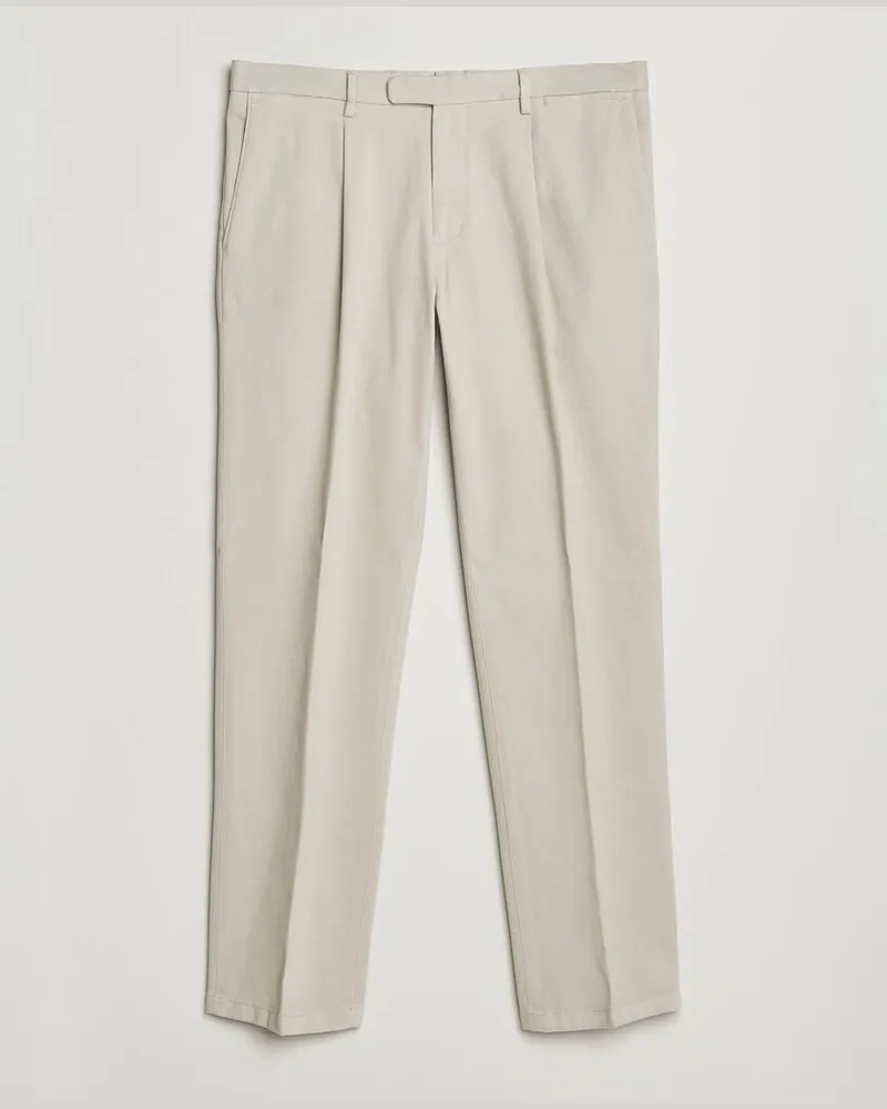 Boglioli Pleated Cotton Twill Chinos Light Beige Beige