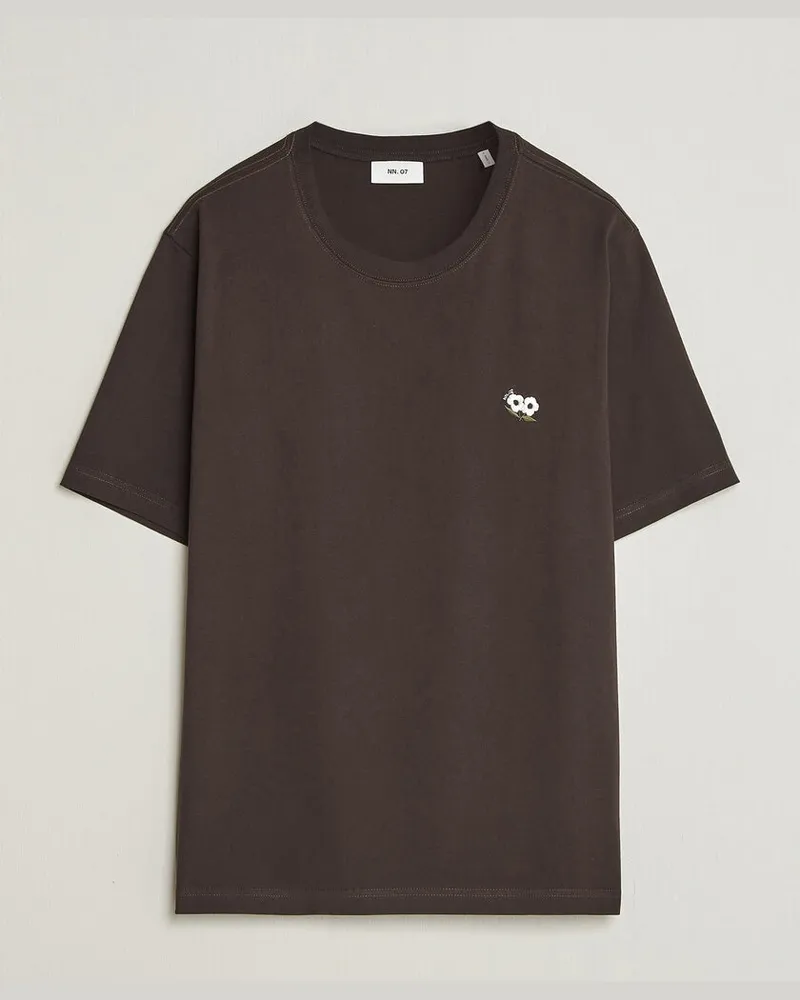 NN 07 Jett Embroidered Crew Neck T-Shirt Deep Truffle Braun