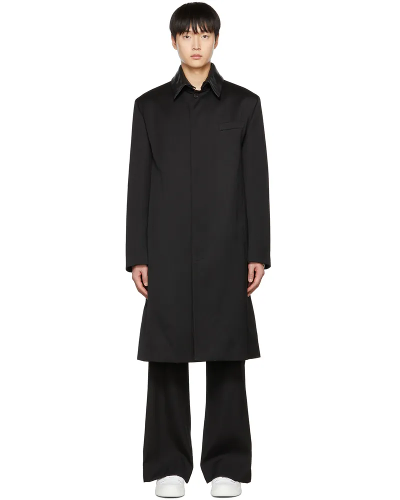 Valentino Garavani Black Buttoned Coat 0no