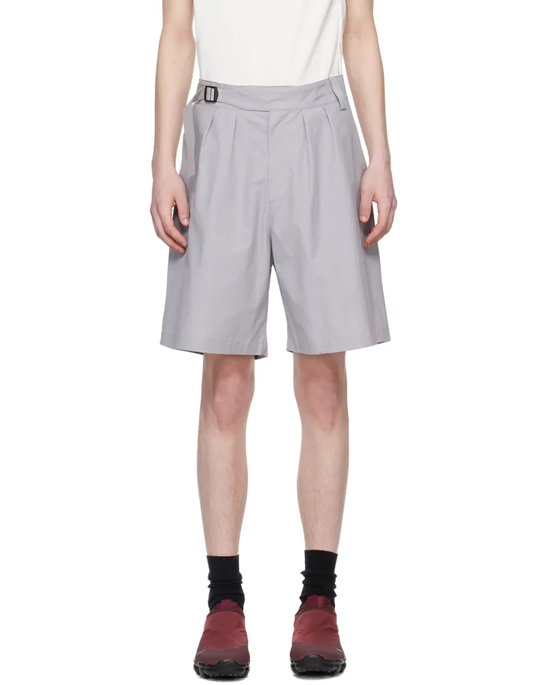 A. A. Spectrum Gray Wildvine Shorts Circuit