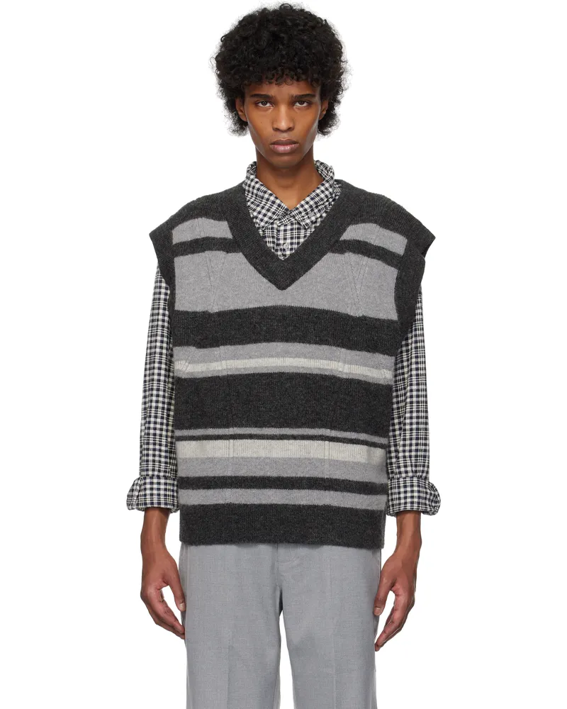 C2H4 Gray & Black Hollow Out V-Neck Knit Vest Gray