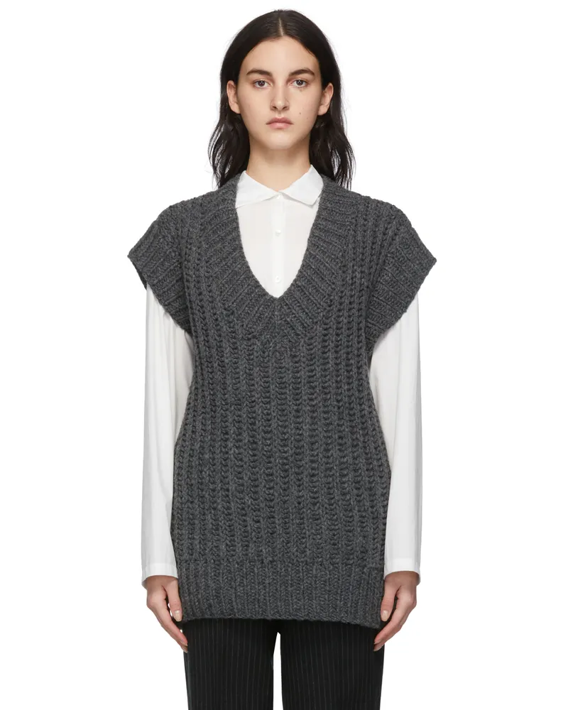 AMI Paris Grey Hand-Knitted V-Neck Oversize Vest Heather