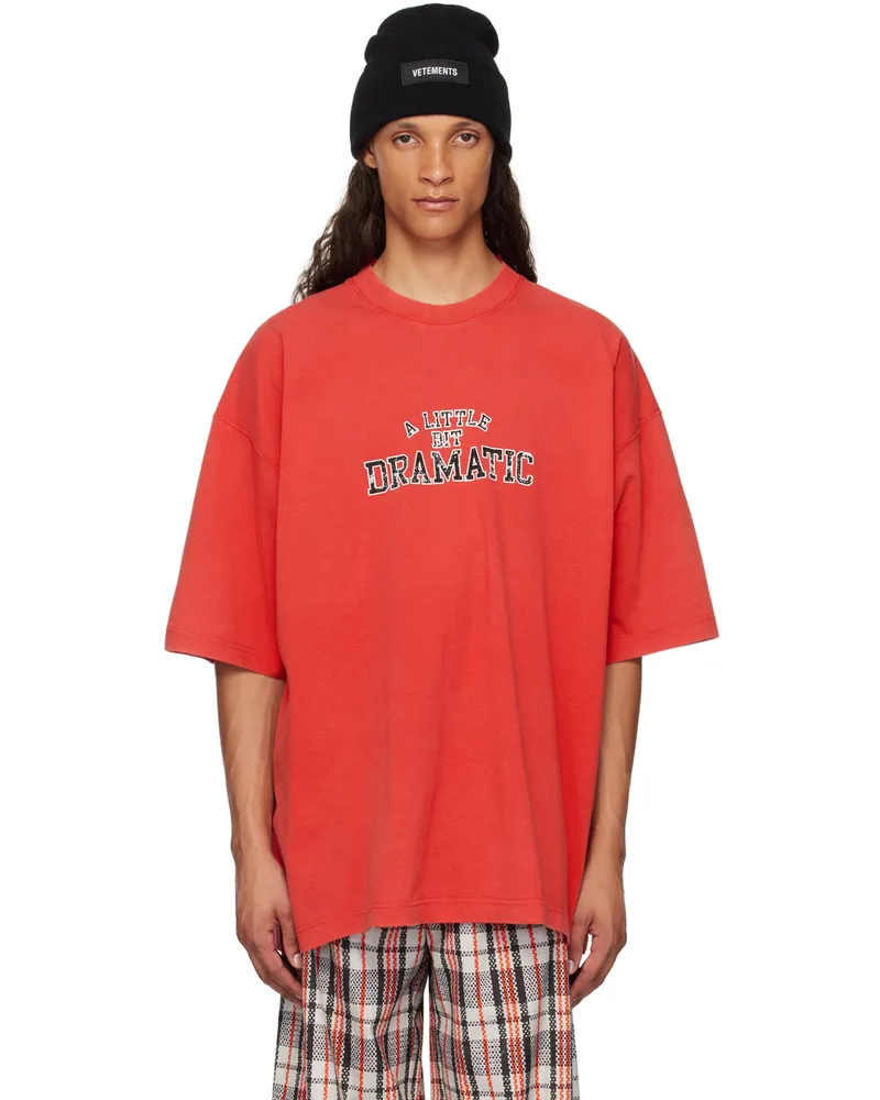 VETEMENTS Red 'A Little Bit Dramatic' T-Shirt Red