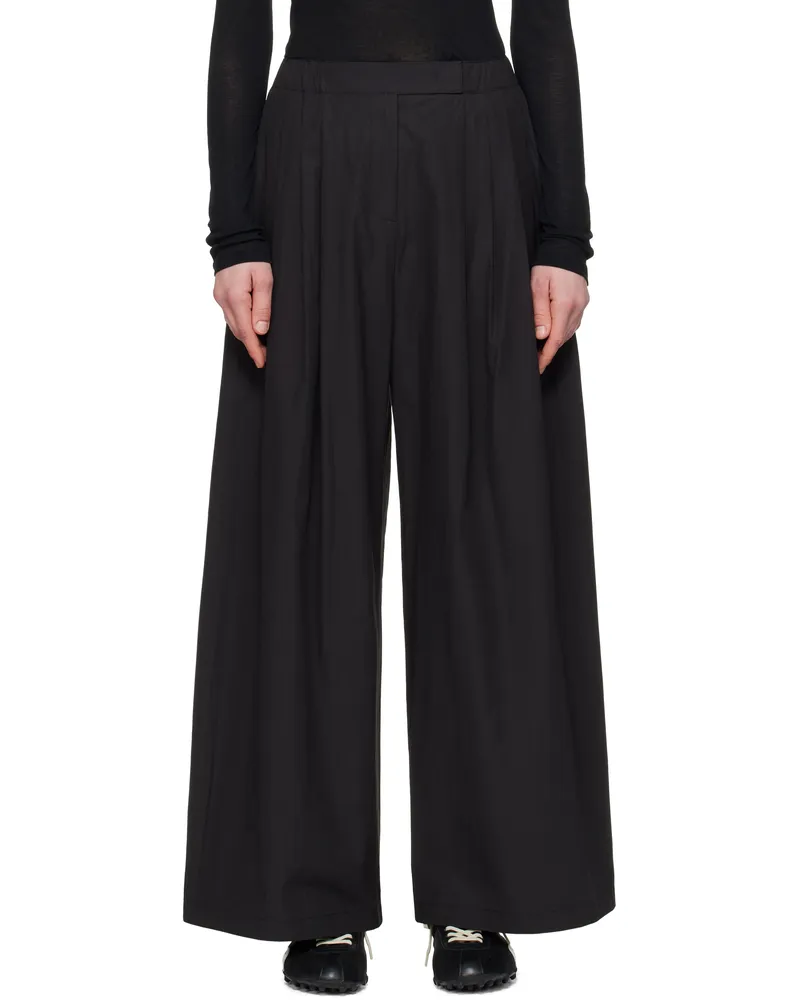 AMOMENTO Black Three Tuck Banding Trousers Black
