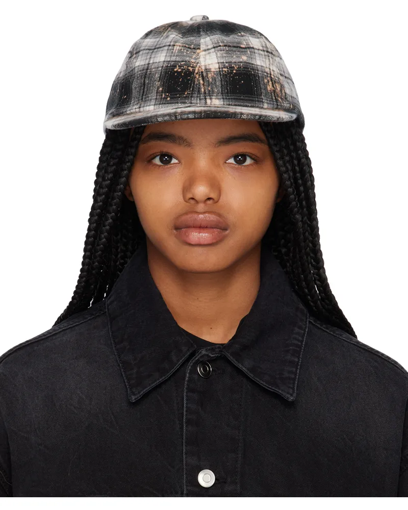 WE 11 DONE Black Bleach Check Cap Black
