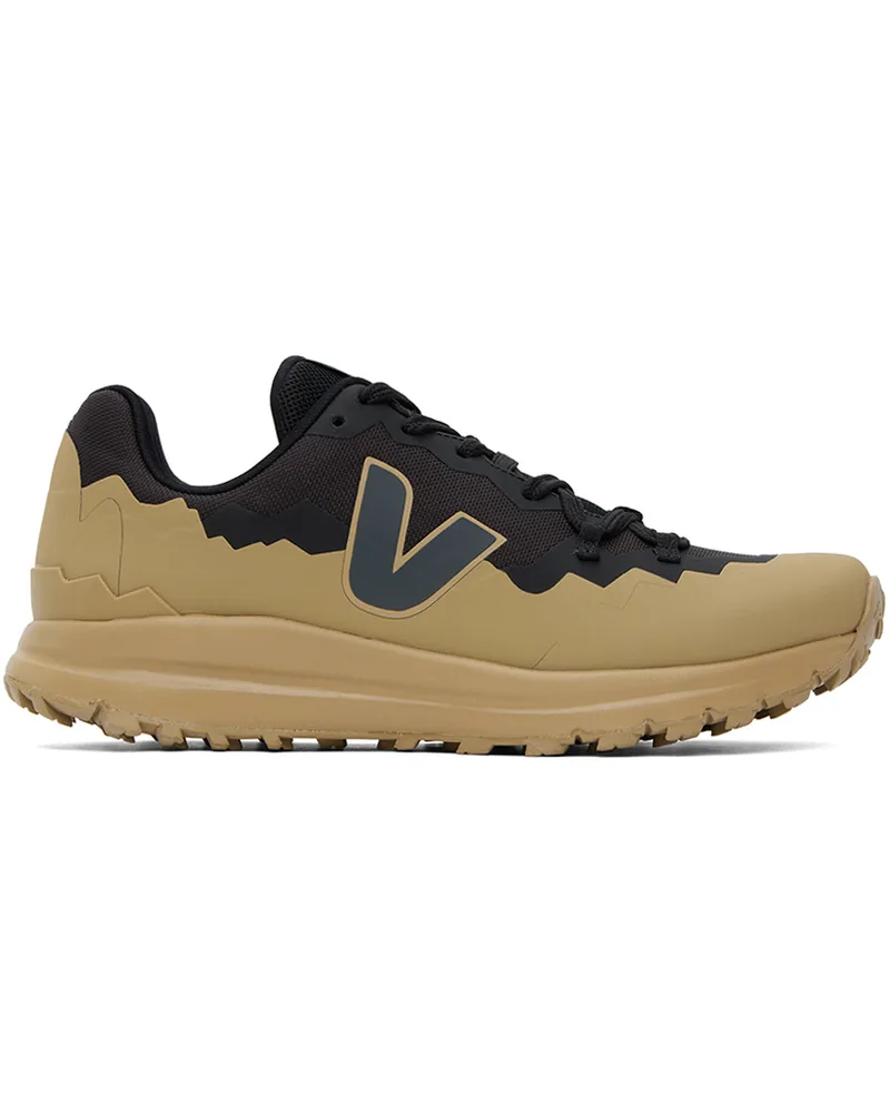 VEJA Black & Tan Fitz Roy Trek-Shell Sneakers Black_grafite_dune