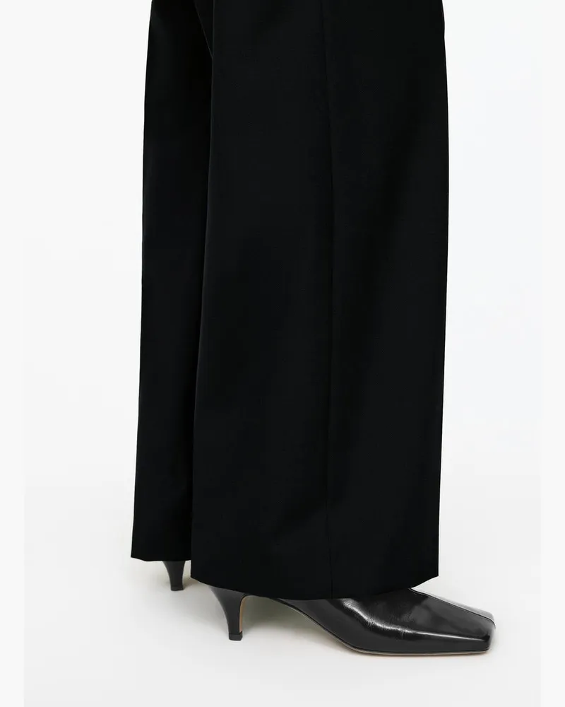 Arket Stiefelette Aus Glänzendem Leder -Schwarz Schwarz