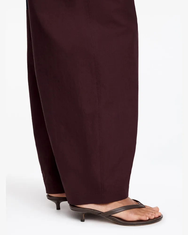 Arket Flip-Flop Mit Kitten Heel -Braun Braun