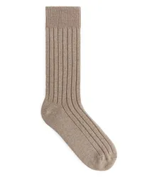 Arket Rippstricksocken aus Kaschmirmischung Beige