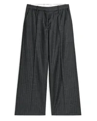 Arket Flanellhose mit Niedrigem Bund Dunkelgrau