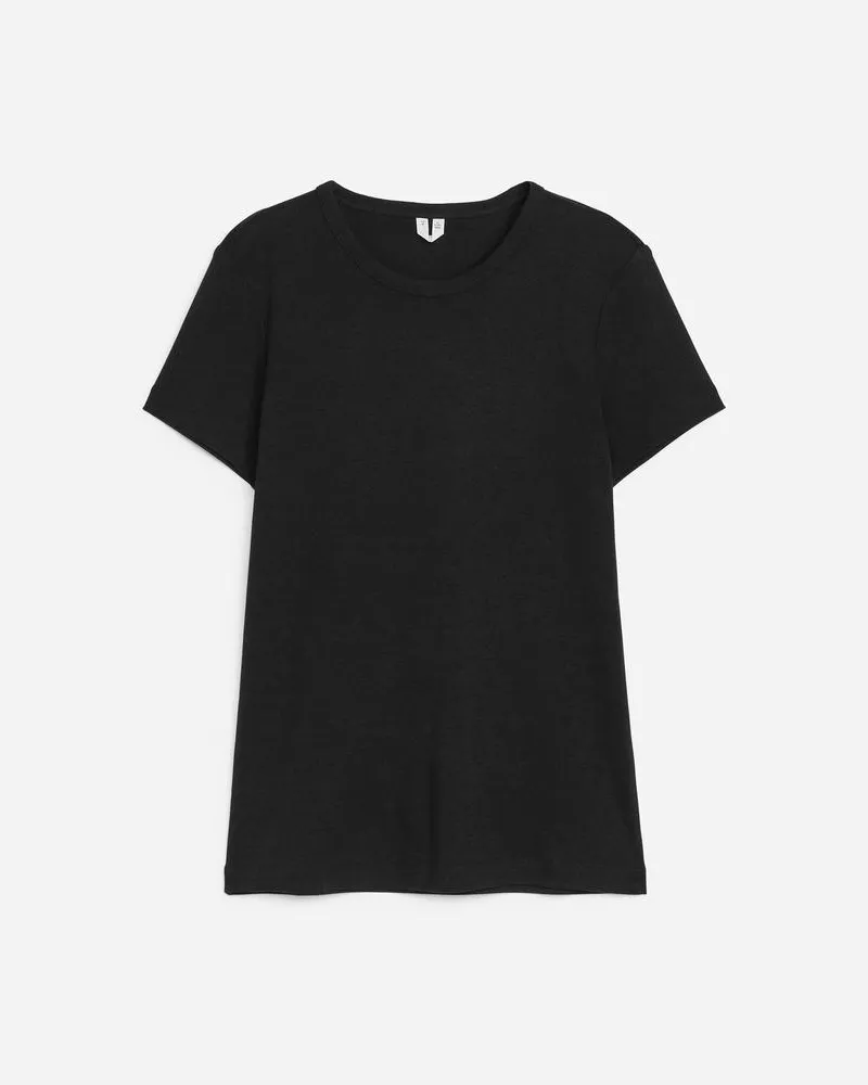 Arket Schmales T-Shirt - Schwarz Schwarz