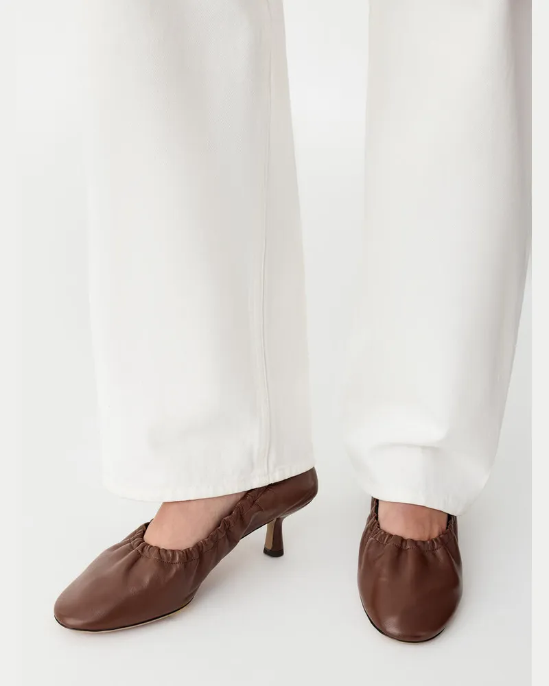 Arket Geraffter Pumps -Beige Beige