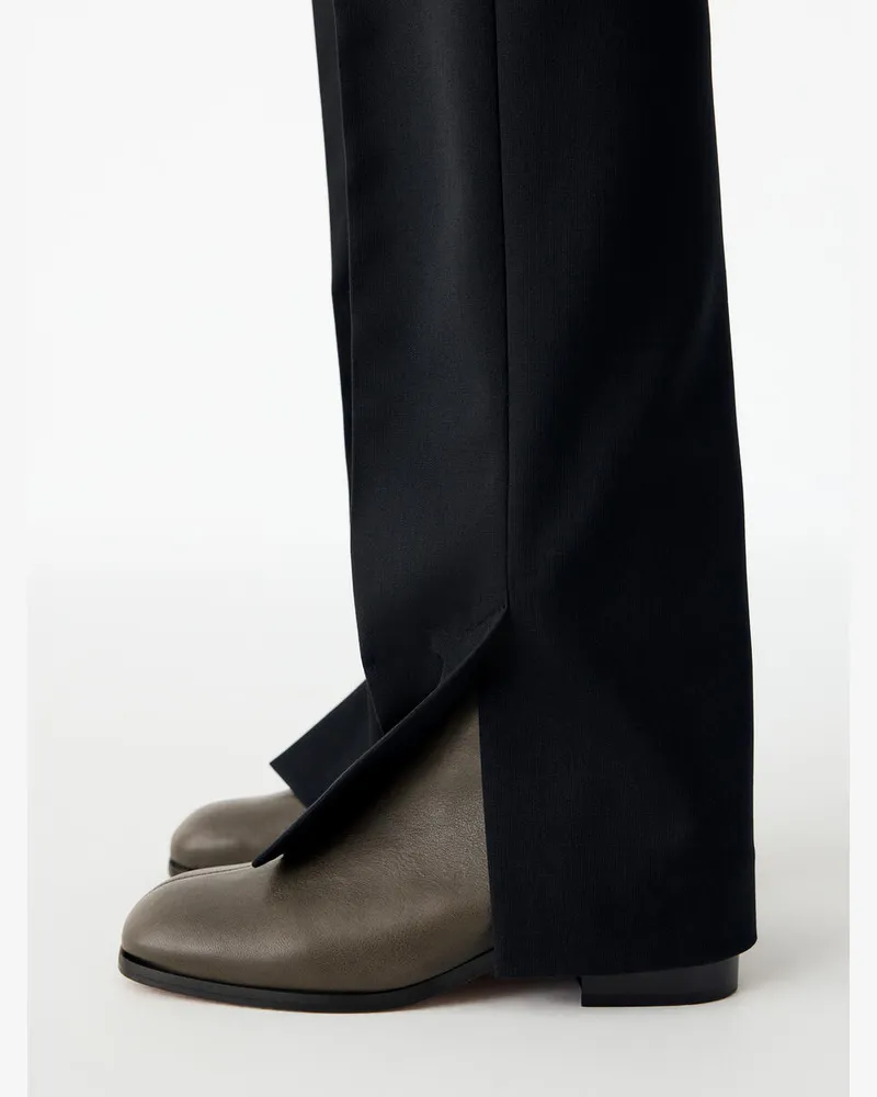 Arket Stiefelette Aus Leder Mit Eckiger Zehenpartie -Grau Grau