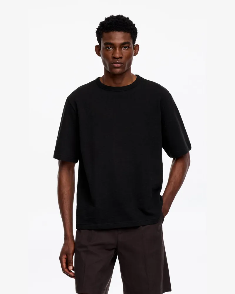 Arket Lockeres Bouclé-T-Shirt -Schwarz Schwarz