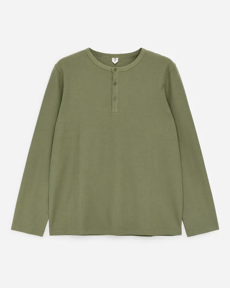 Arket Fitted Henley Shirt -Grün Grün