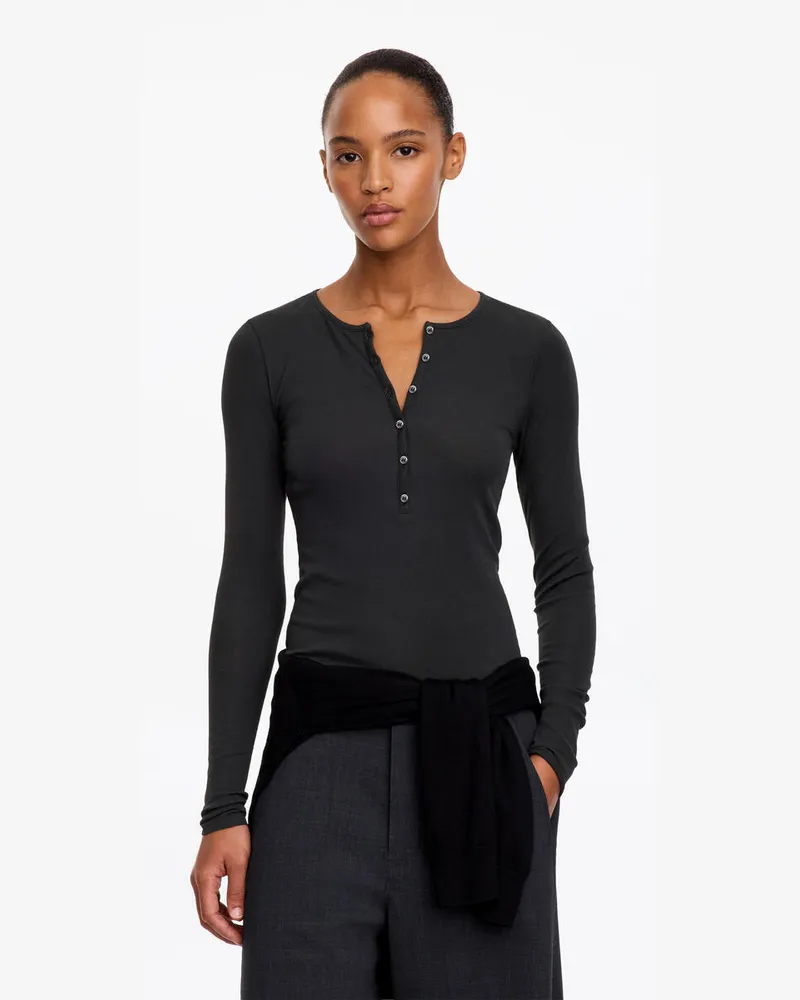 Arket Geripptes Henley-Shirt -Schwarz Schwarz