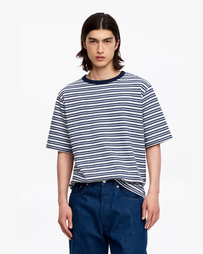 Arket Lockeres Bouclé-T-Shirt -Blau Blau
