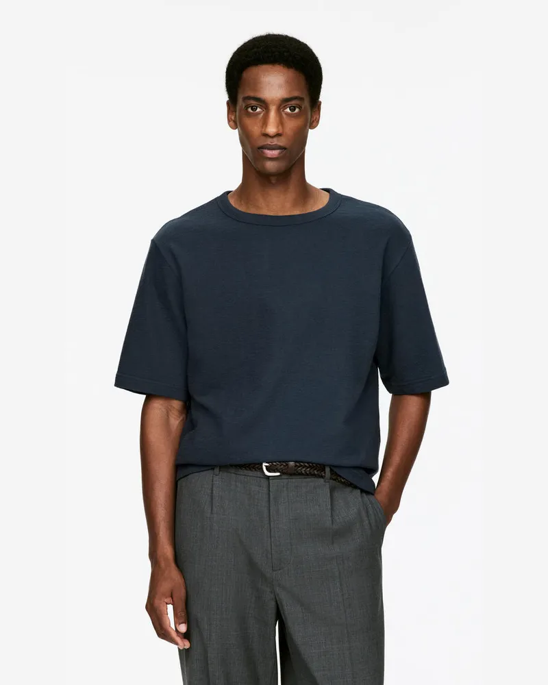 Arket Lockeres Bouclé-T-Shirt -Blau Blau