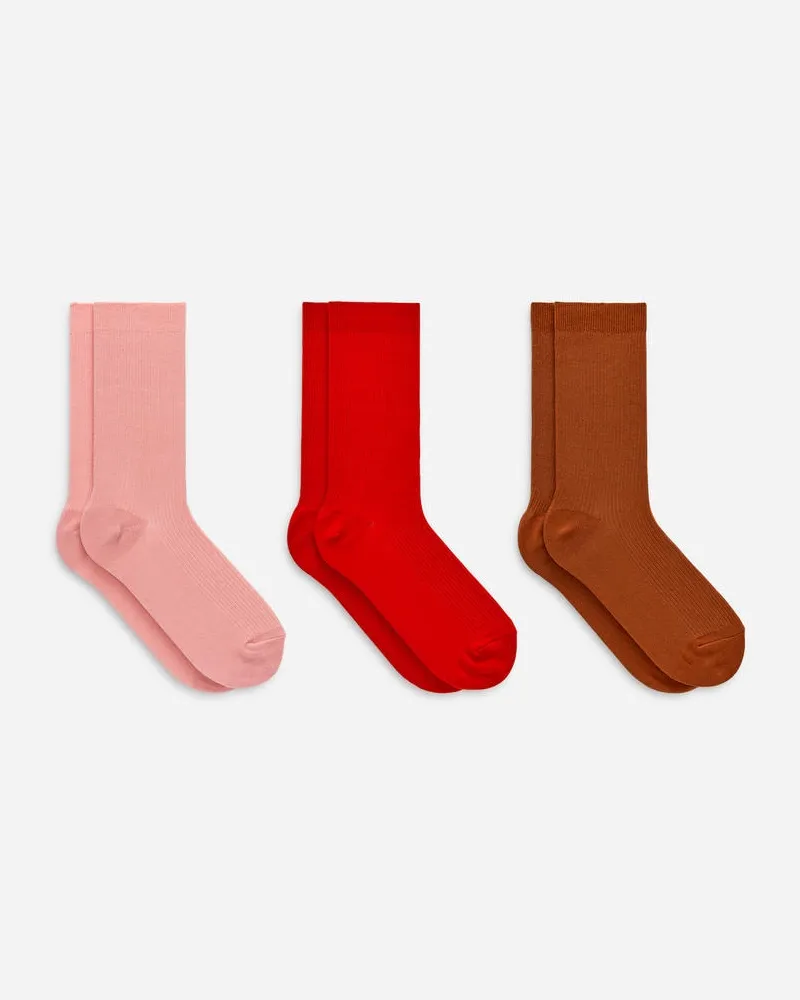 Arket Gerippte Baumwollsocken 3er-Pack -Rosa Rosa