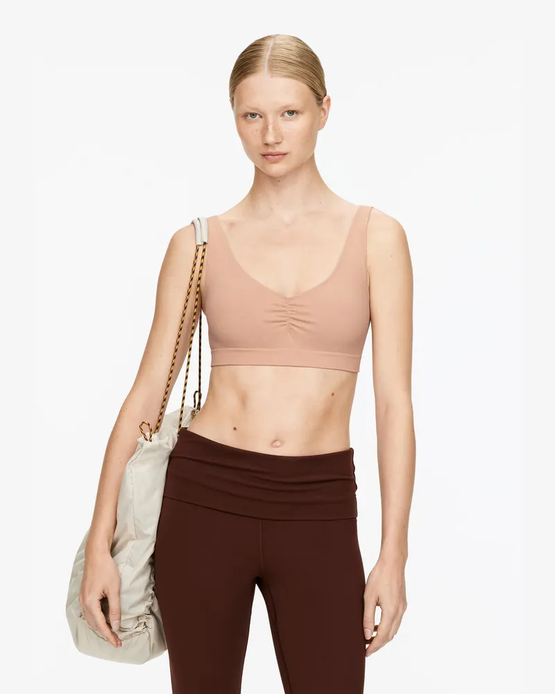 Arket Nahtloses Top -Beige Beige