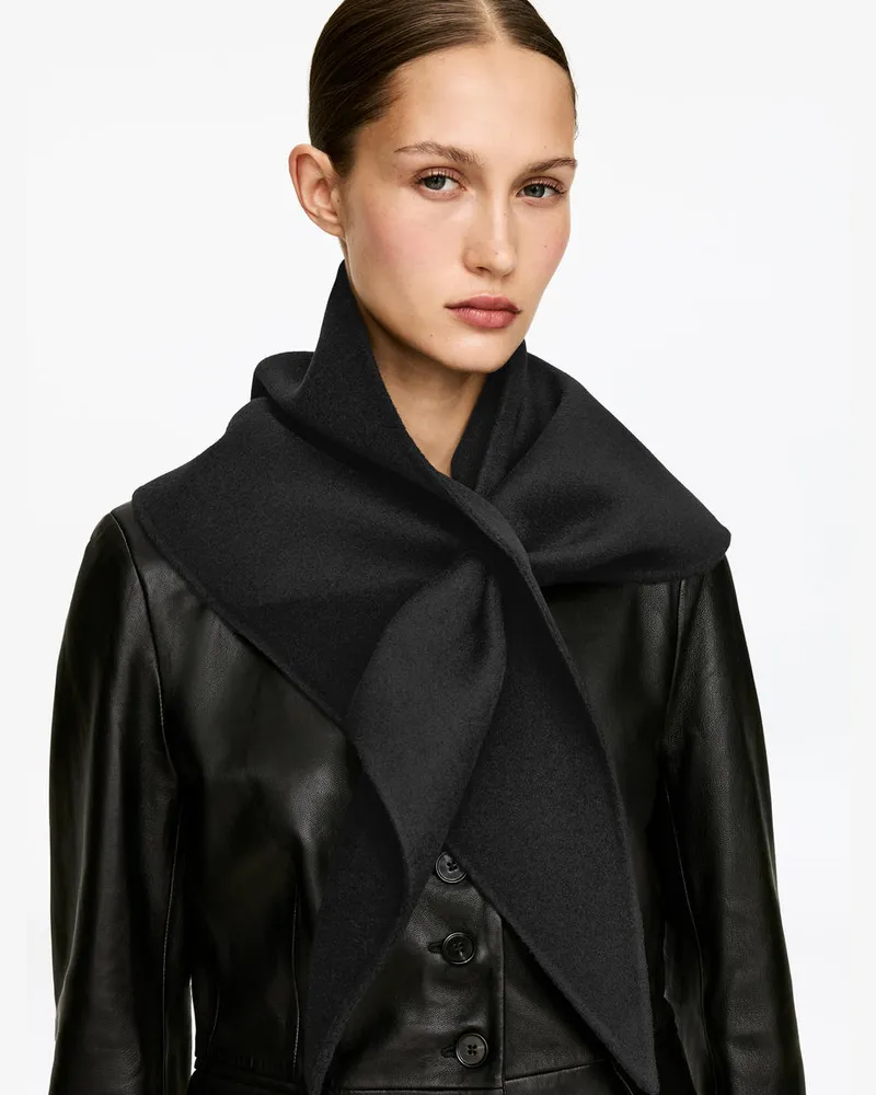 Arket Dreieckstuch Aus Wolle -Schwarz Schwarz