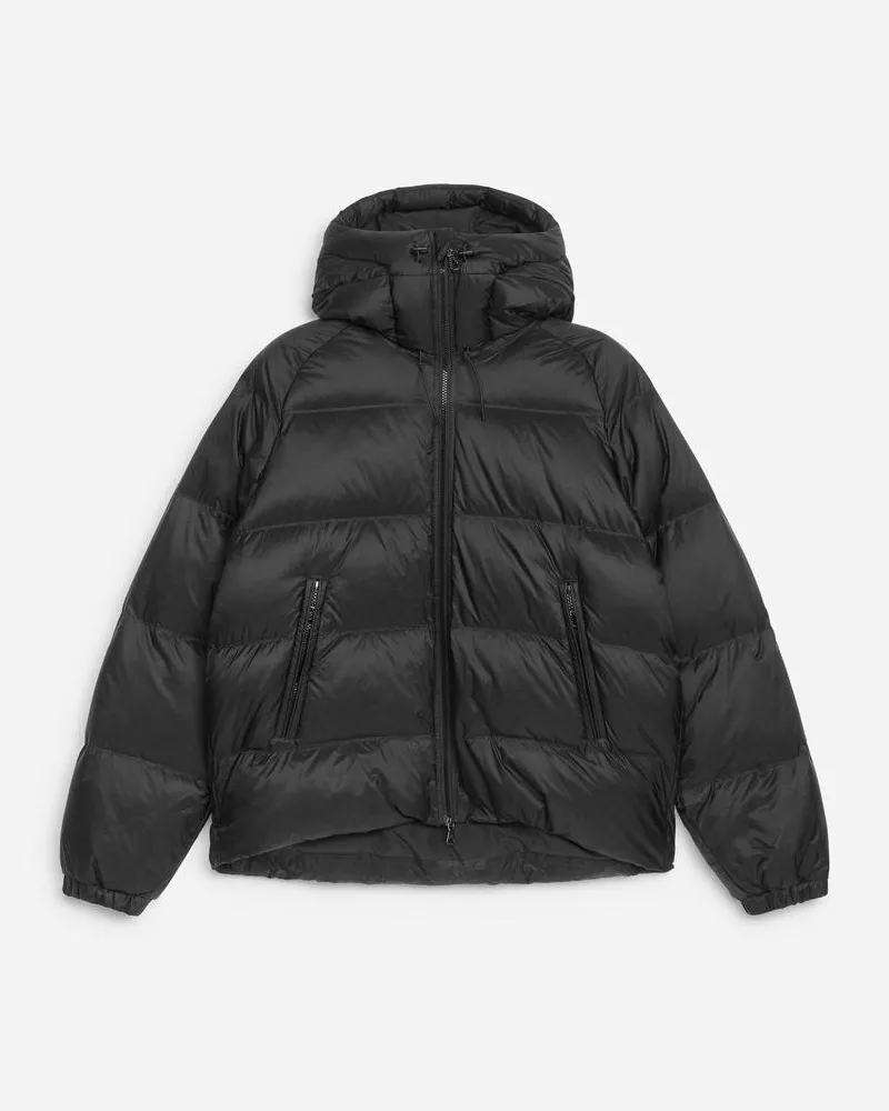 Arket Sportliche Upcycled Down™ Jacke -Schwarz Schwarz