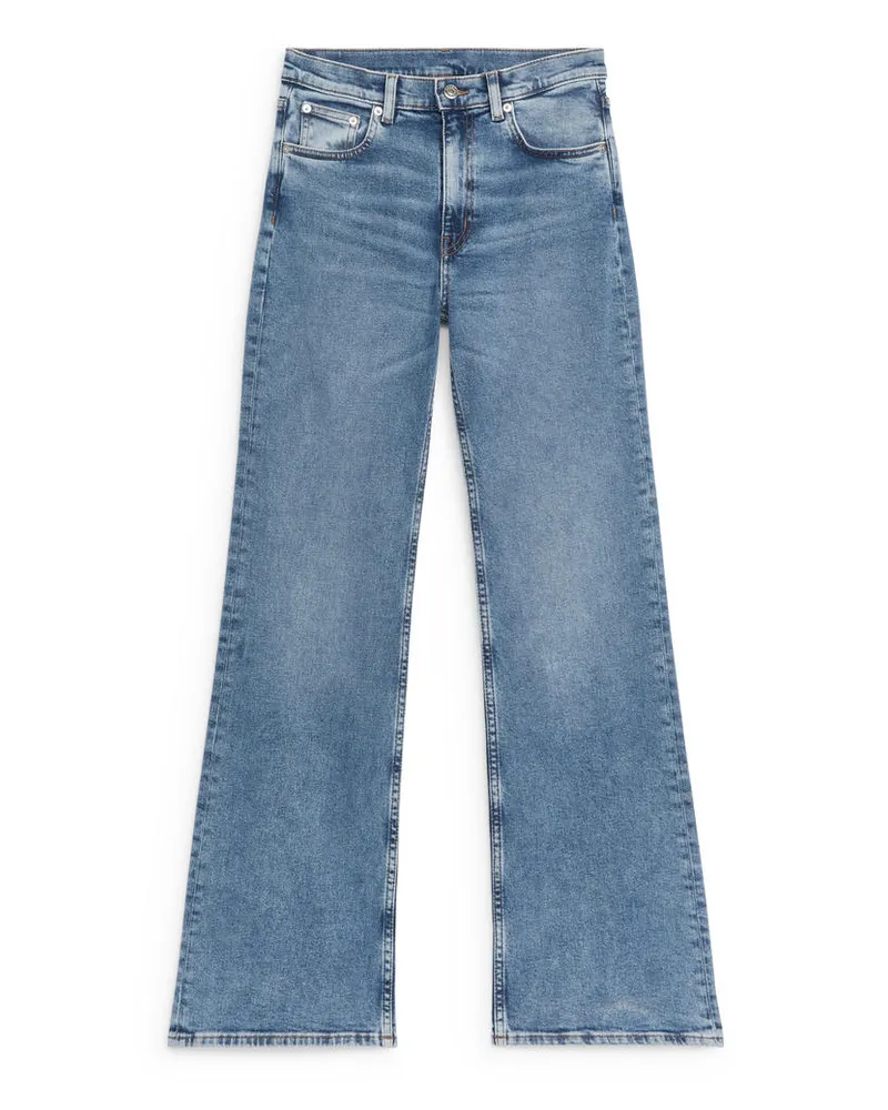 Arket Stretch-Jeans Mit Ausgestelltem Bein - Blau Hellblau