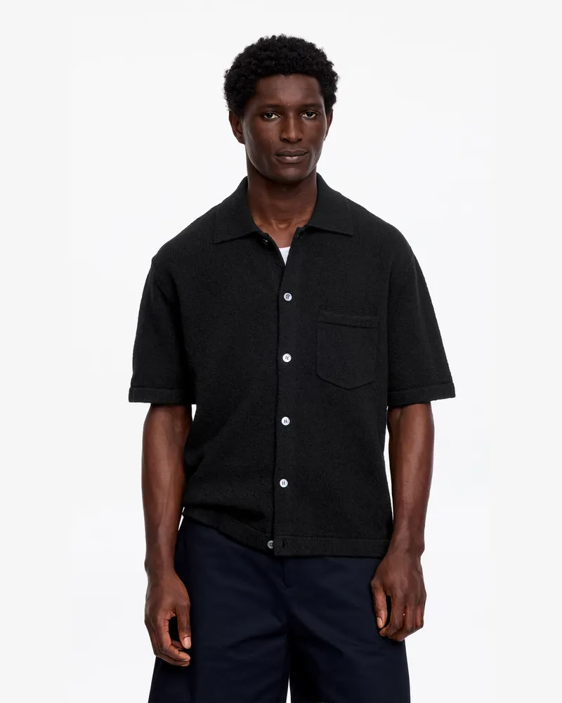 Arket Bouclé-Poloshirt -Schwarz Schwarz
