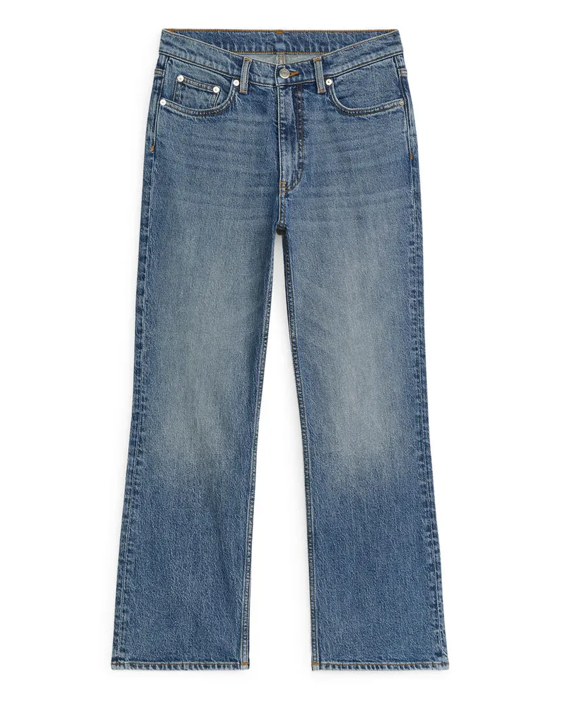 Arket Fern Cropped Flared Stretchjeans - Blau Mittelblau