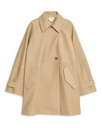 Arket Kurzer Trenchcoat aus Leder Beige