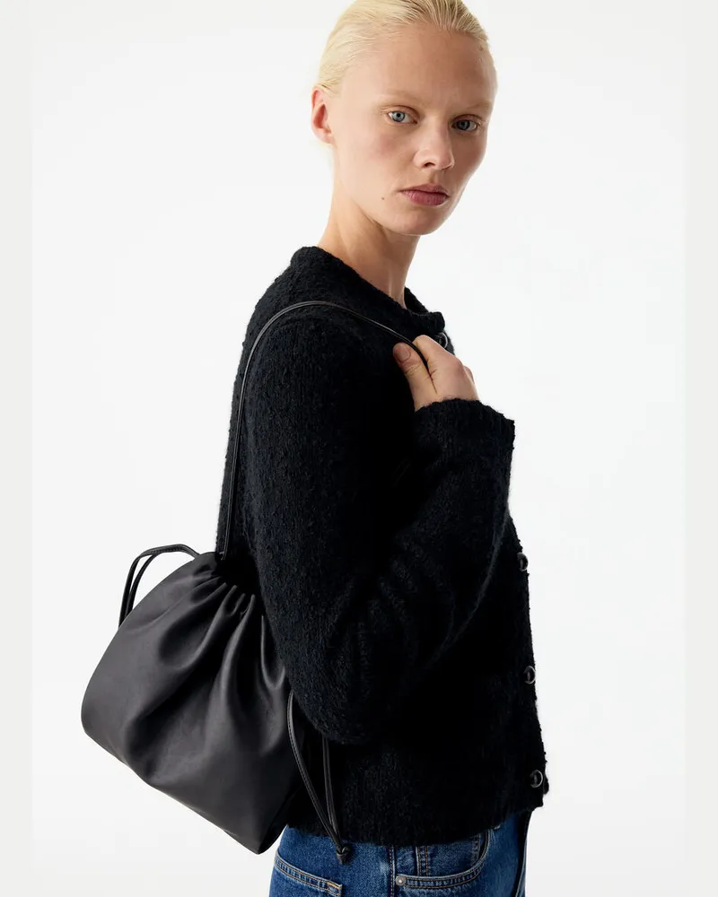 Arket Kleine Ledertasche Mit Raffung -Schwarz Schwarz