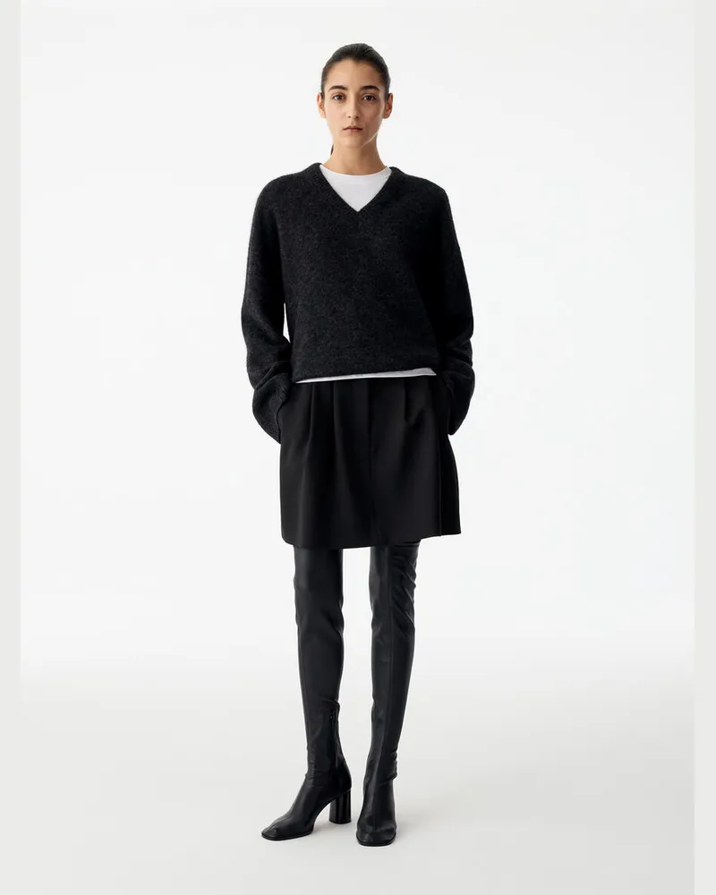 Arket Eleganter Minirock -Schwarz Schwarz
