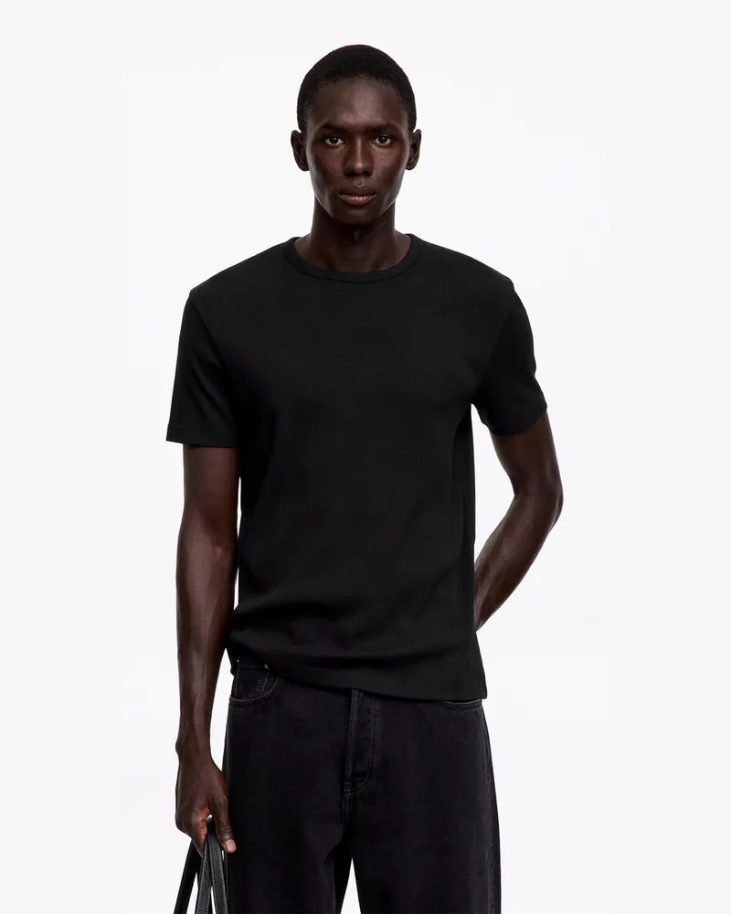 Arket Körpernahes T-Shirt -Schwarz Schwarz
