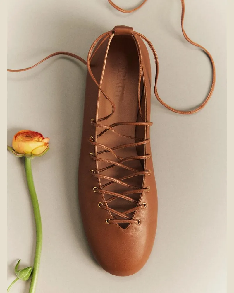 Arket Ballerina Mit Schnürung -Braun Braun